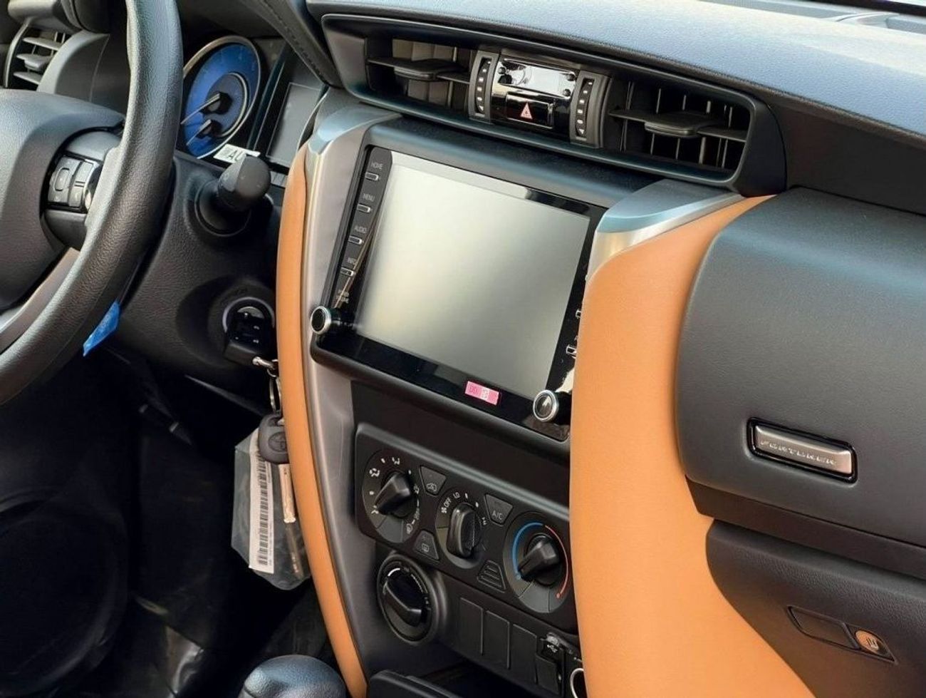 تويوتا فورتونر TOYOTA FORTUNER (TGN156) 2.7L SUV 4WD 5Doors