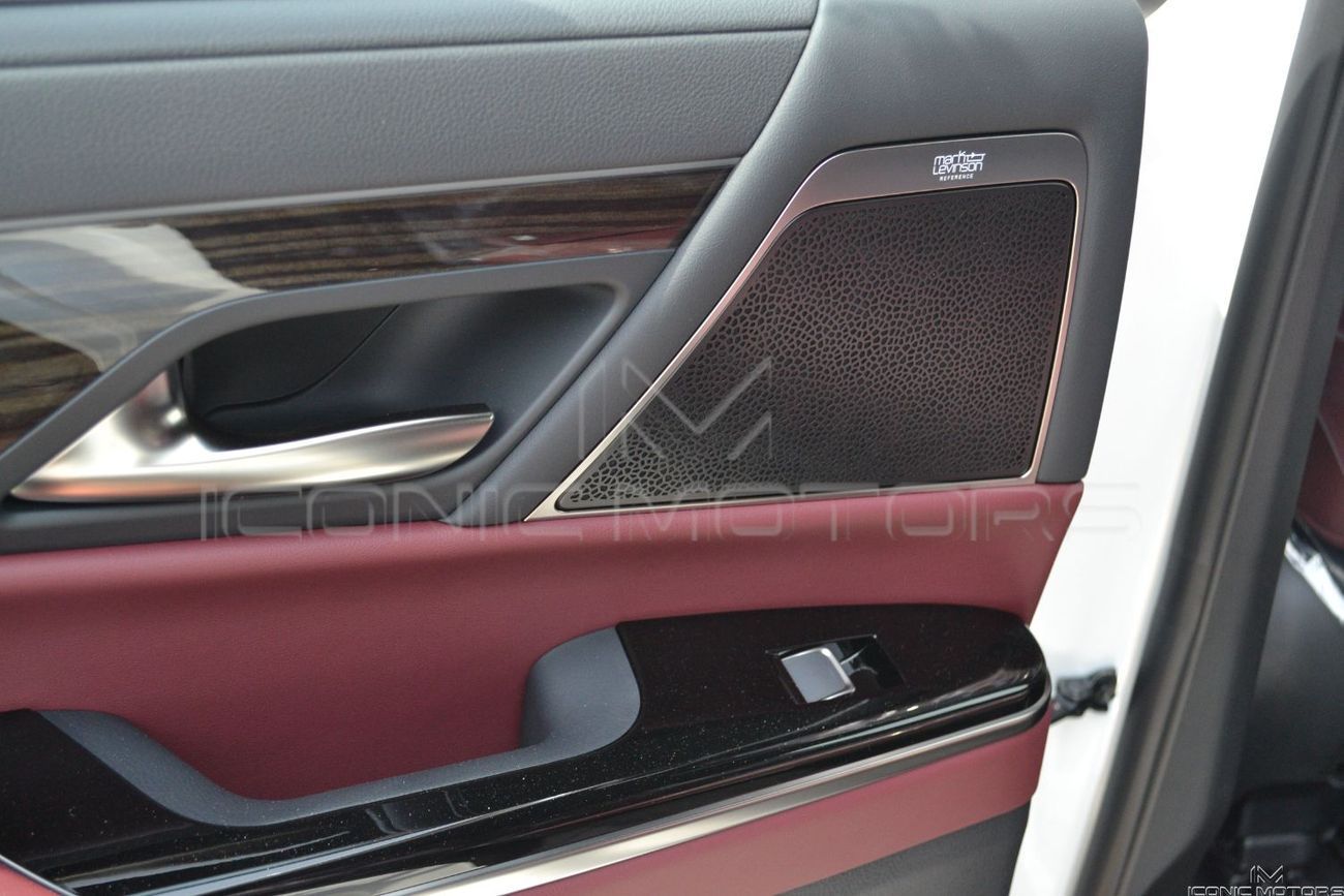 Lexus LX 700h Signature