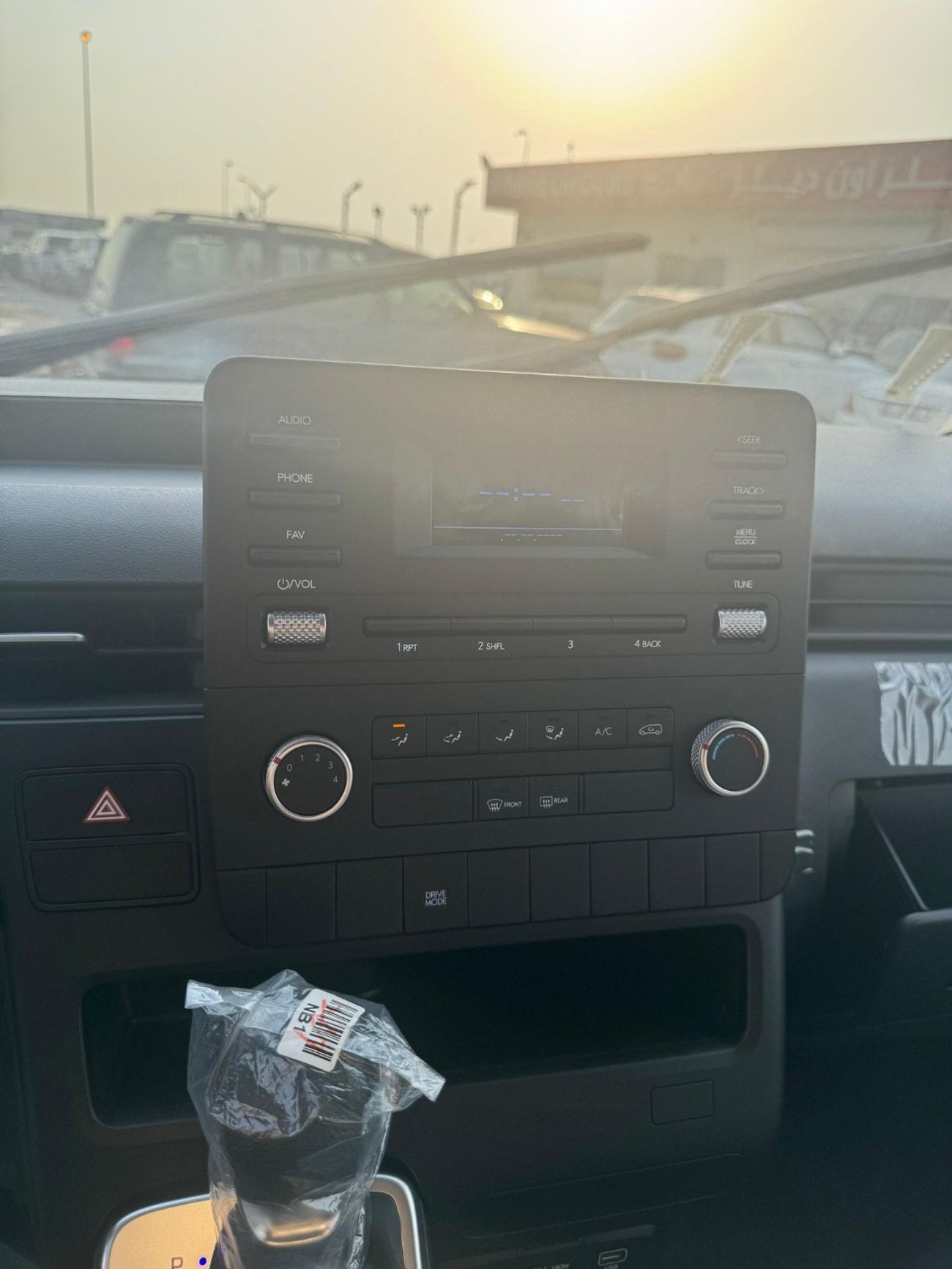 Hyundai Staria 2026 GCC 3.5 Cargo patrol Automatic