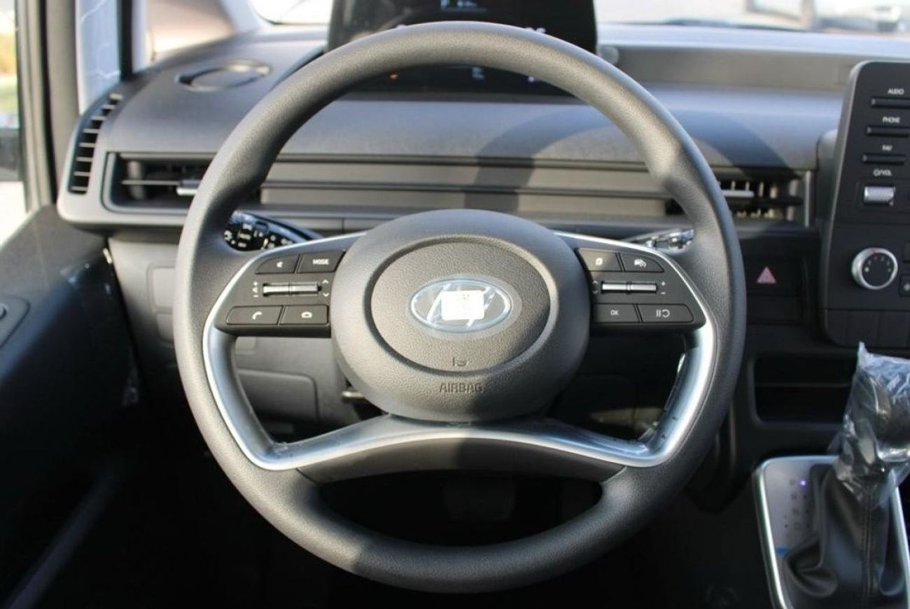 Hyundai Staria 2024YM V6 3.5L Petrol Passenger Van