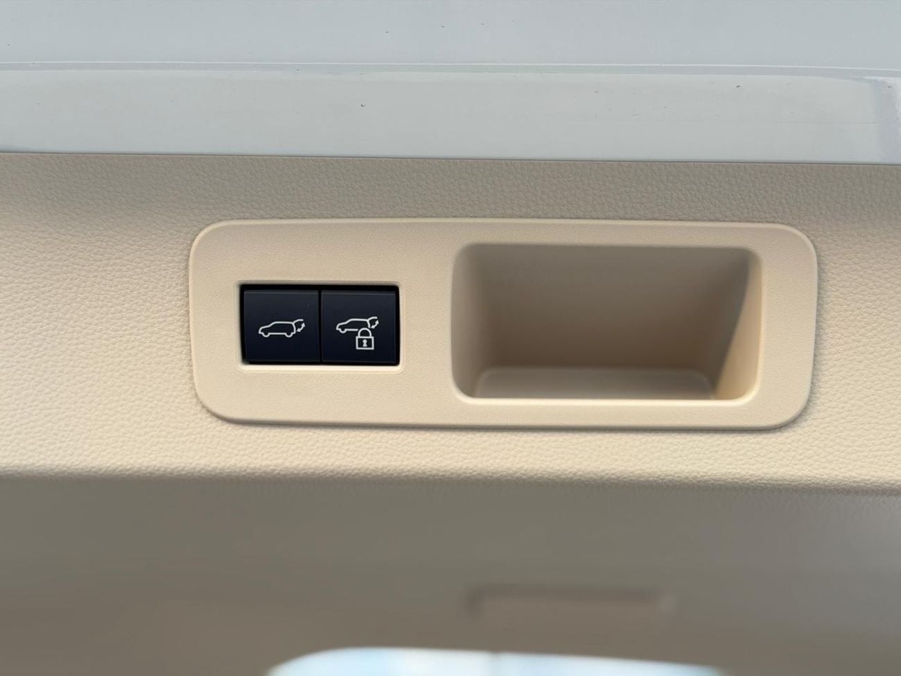 تويوتا لاند كروزر 2025 TOYOTA LAND CRUISER SAHARA 3.3L TT RHD