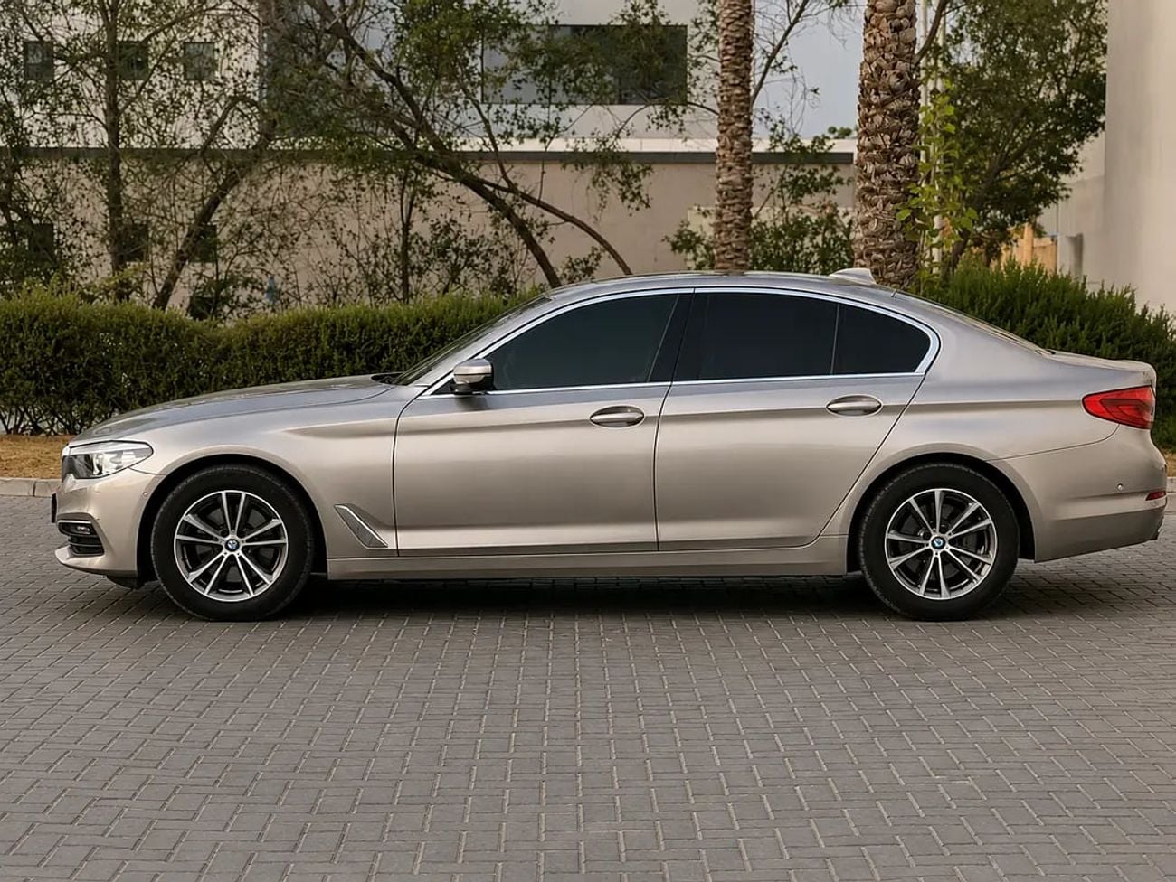 BMW 520i 520i Exclusive | GCC Specs | Low Mileage
