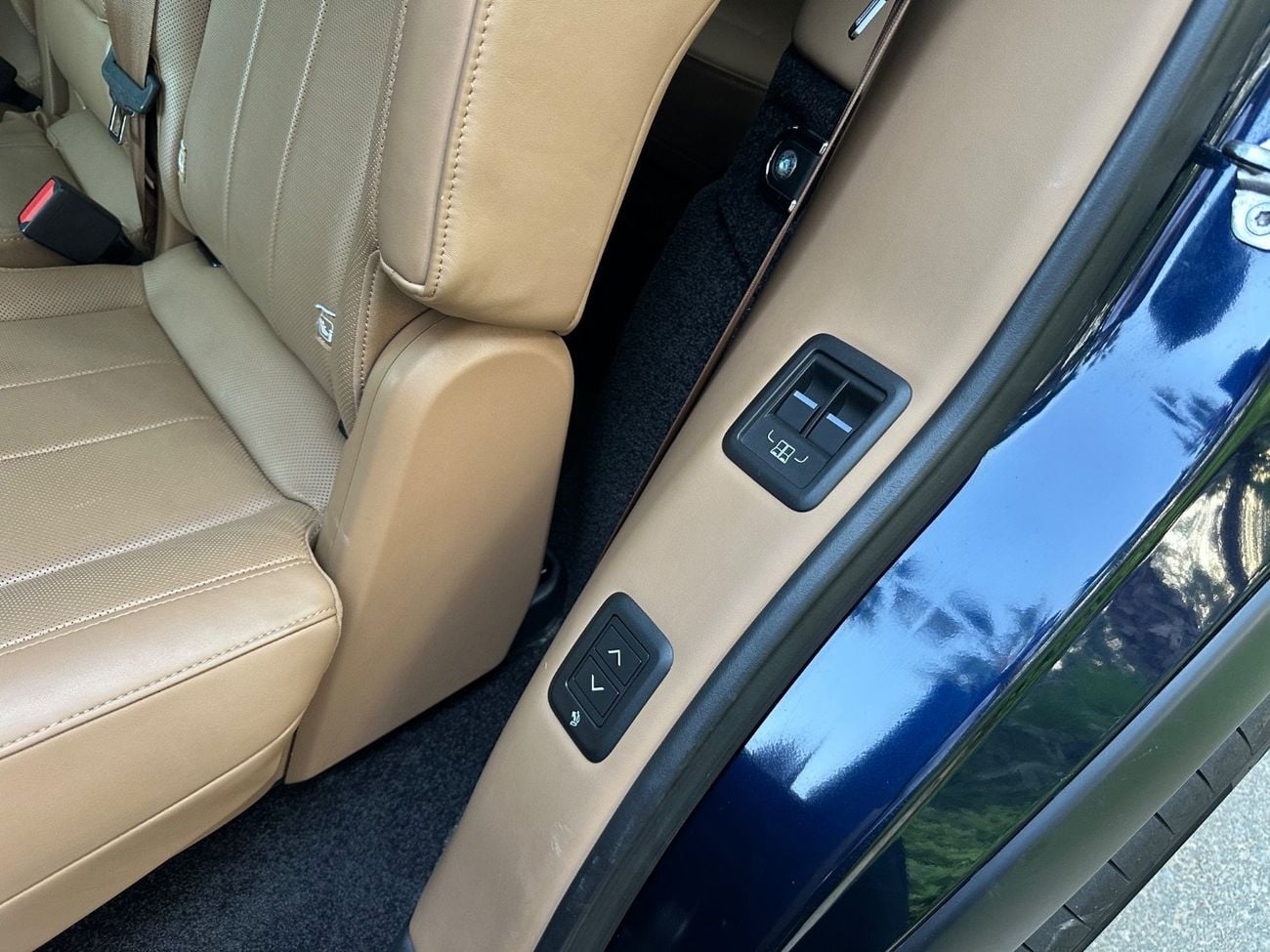 لاند روفر رينج روفر Vogue Autobiography D300 | 2024 | 3.0L V6 DIESEL | 300 HP | 7 SEATER | Perfect Condition