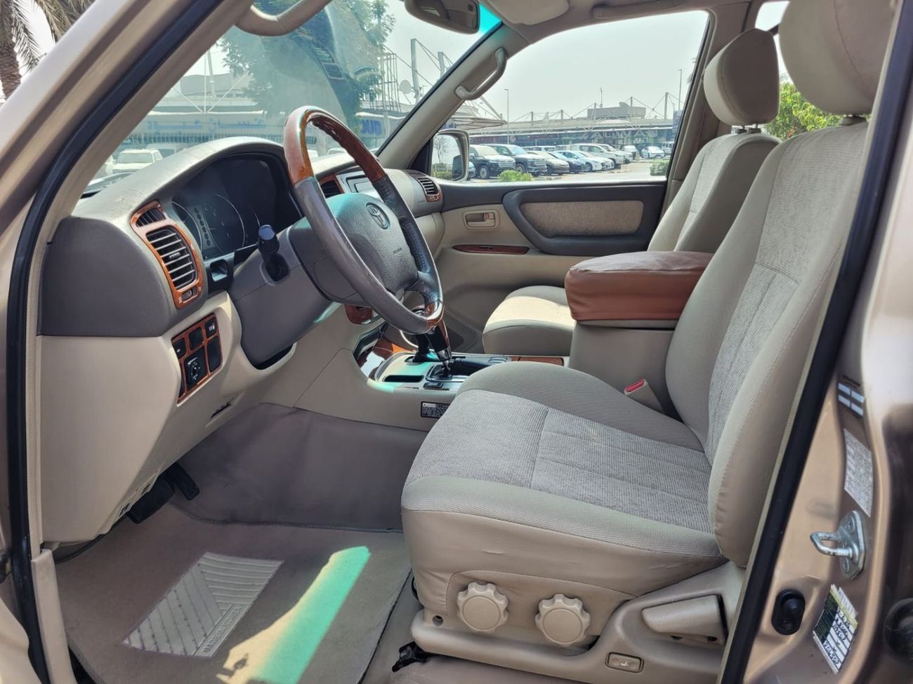 Toyota Land Cruiser TOYOTA LANDCRUISER GXR V6