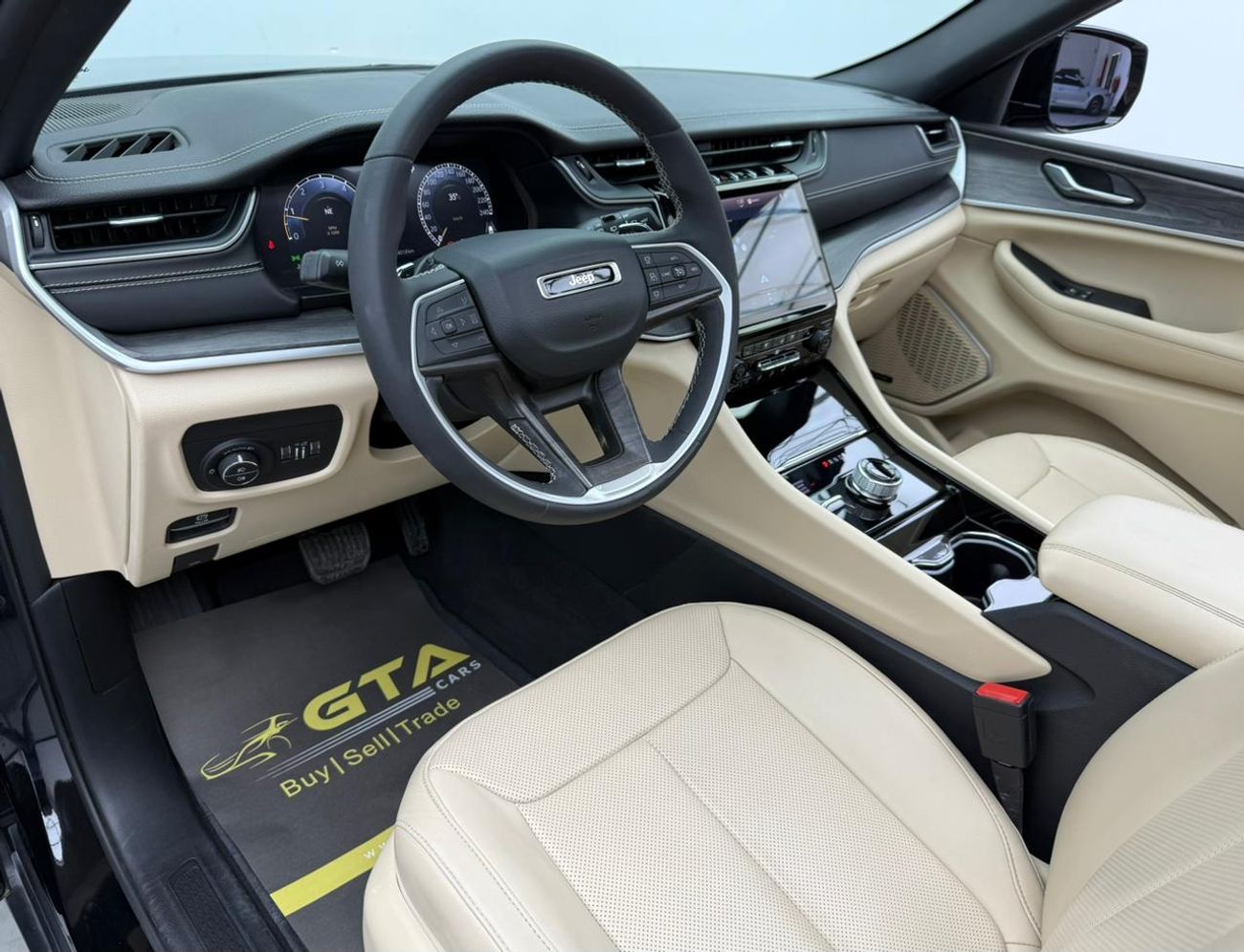 Jeep Grand Cherokee Limited 3.6L 2023 Jeep Grand Cherokee Limited Plus, 2028 Jeep Warranty, Low Km, Excellent Condition,