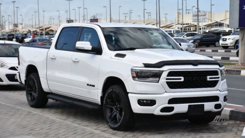 RAM 1500 SPORT V-8 (CLEAN CAR WITH WARRINTY)