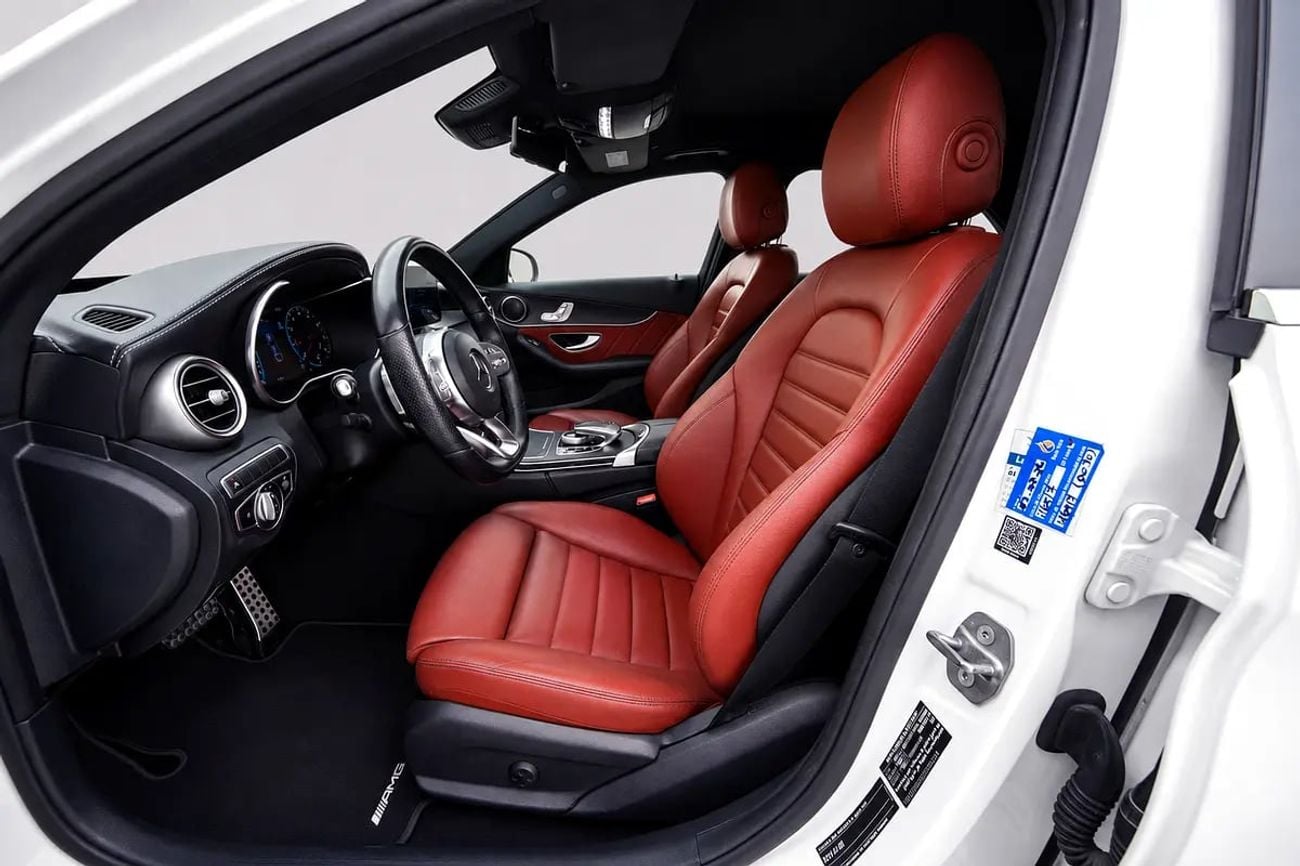 مرسيدس بنز C 200 AMG MERCEDES C200 - MODEL - GCC SPECS - NO ACCIDENT - FULL SERVICE HISTORY