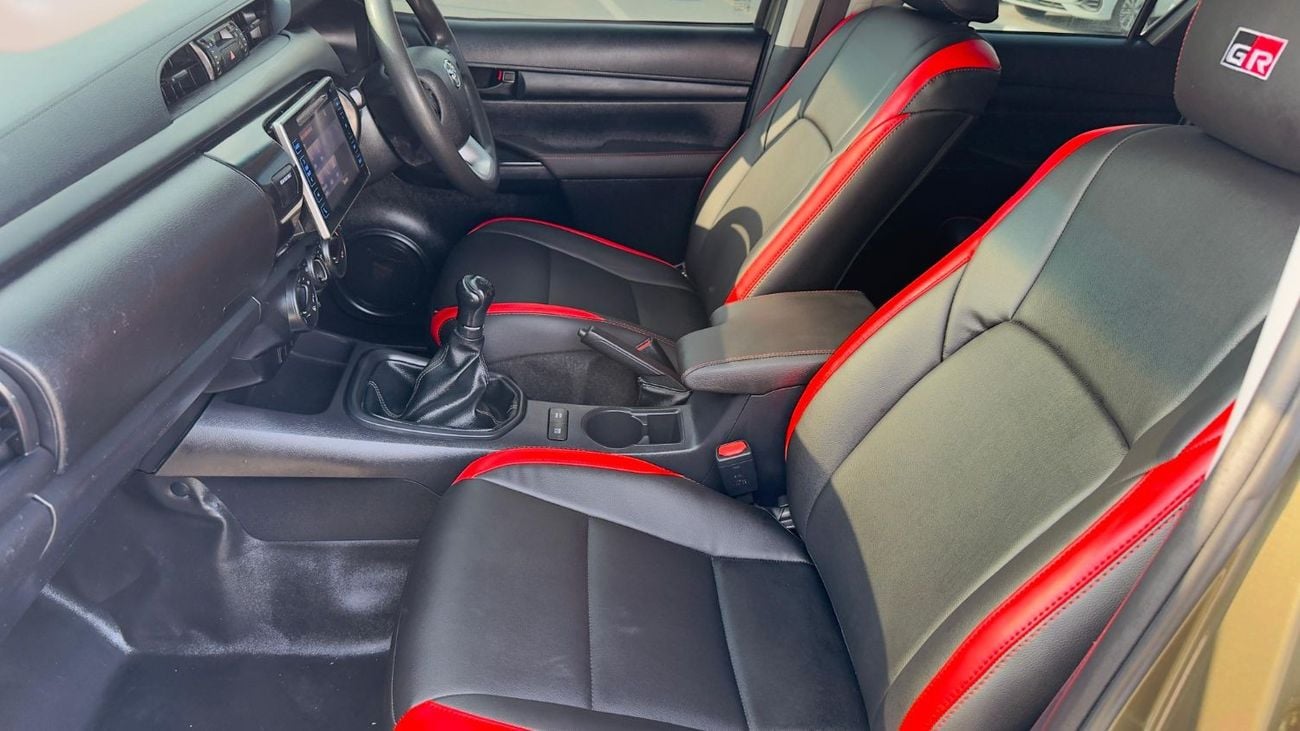 Toyota Hilux OFF ROAD MODIFIED | RHD | 2.8L DIESEL ENGINE | (MT) | 2018 | GTK 4x4 SPORTS BAR