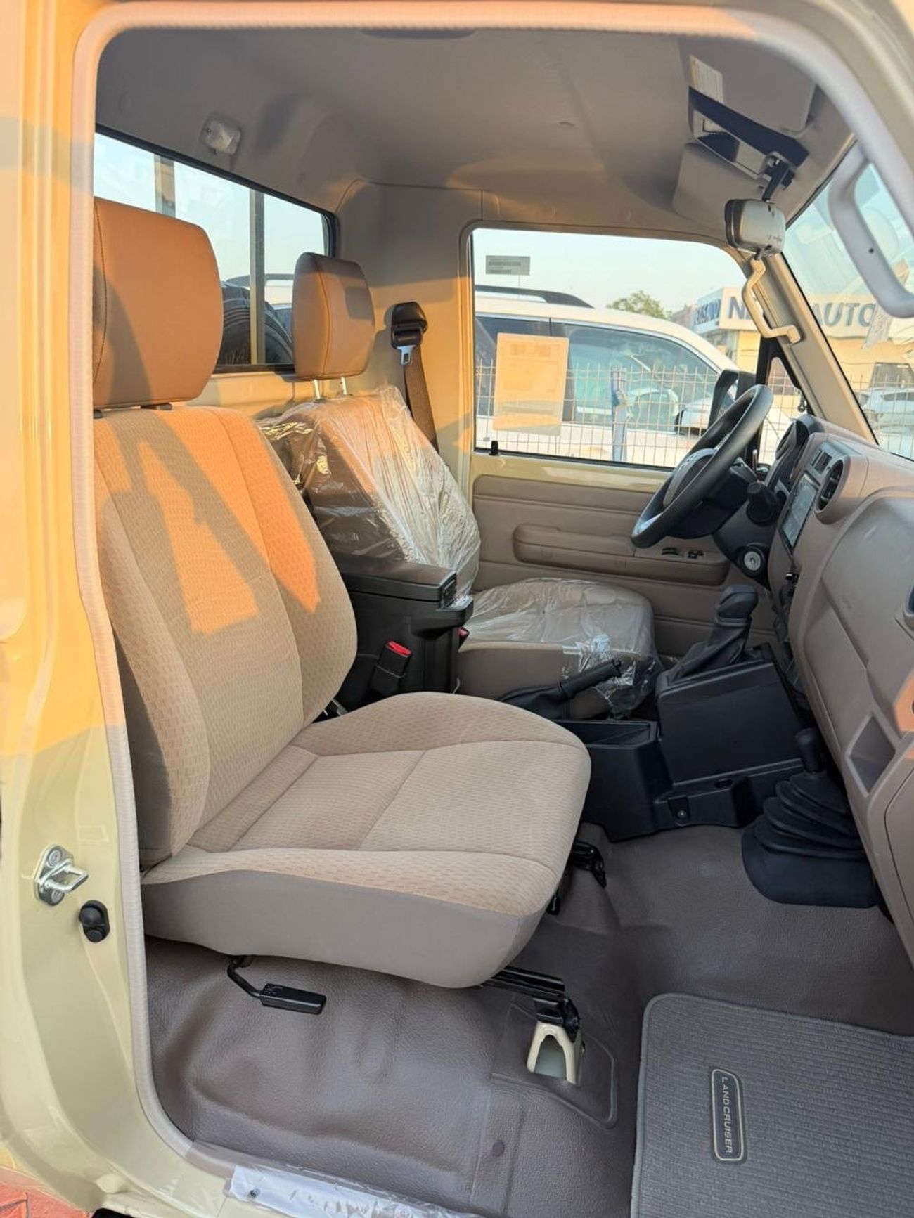 Toyota Land Cruiser Pick Up Std 4.0L Single Cab Utility 4WD