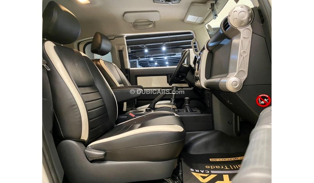 Toyota FJ Cruiser 2017 Toyota FJ Cruiser, Full Service History, Warranty, GCC