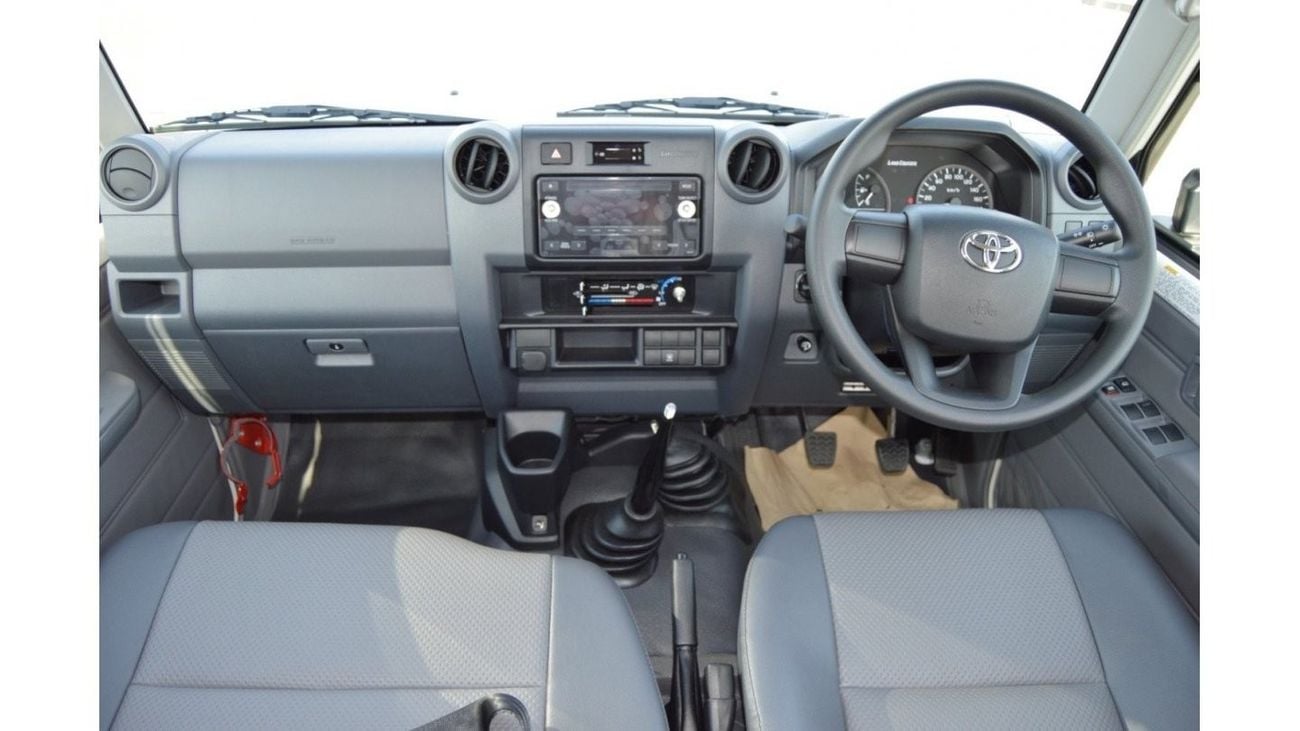 تويوتا لاند كروزر 70 Full option clean