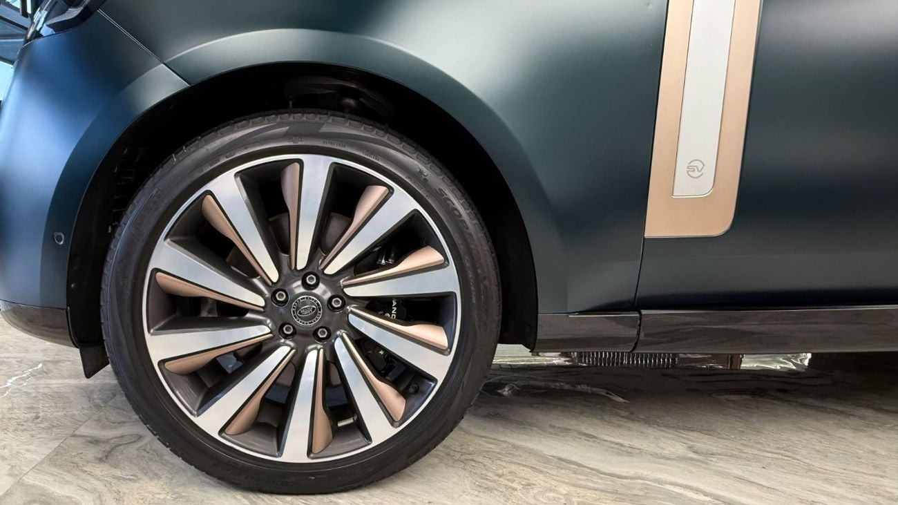 Land Rover Range Rover Range Rover SV 2023 - (Fully Luxury) - Al Tayar Warranty