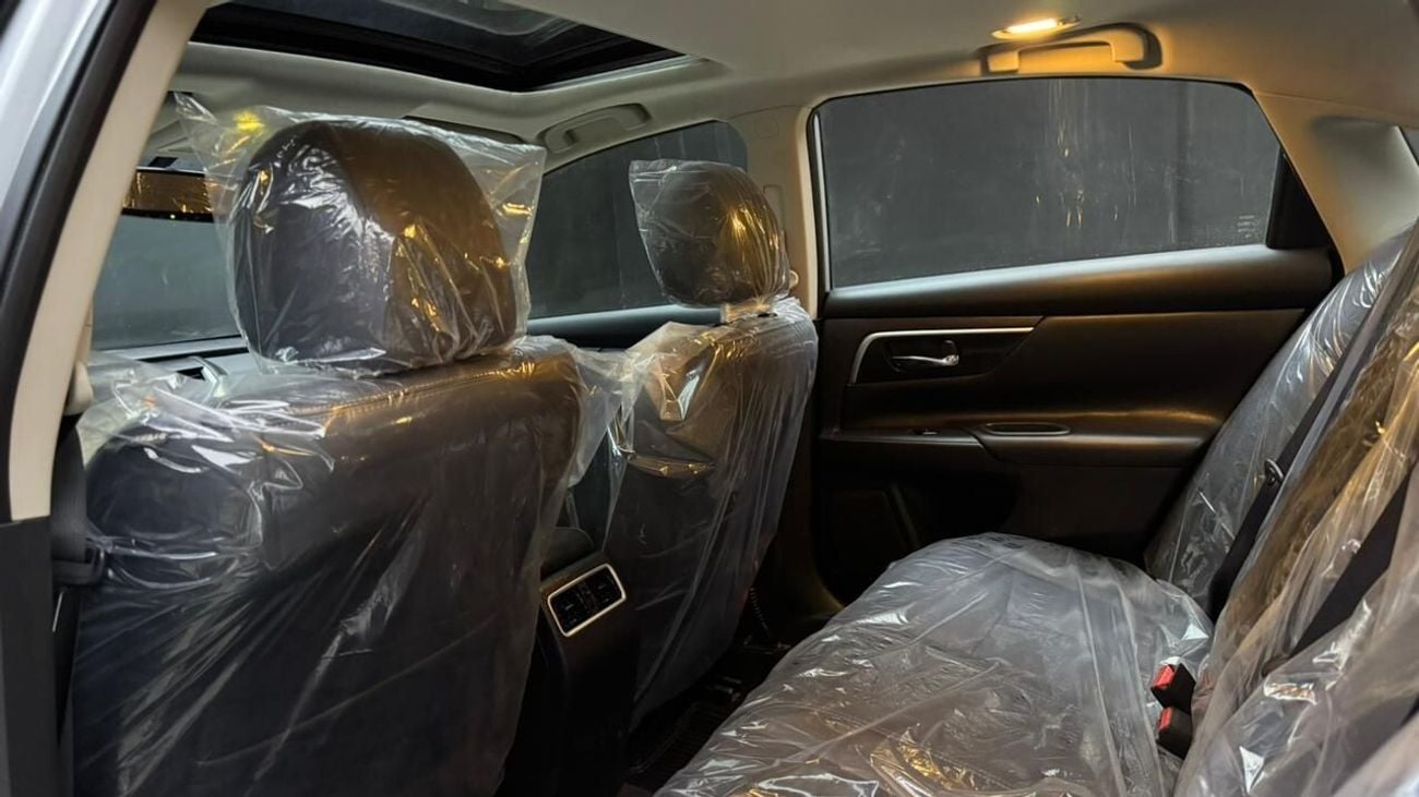 نيسان ألتيما