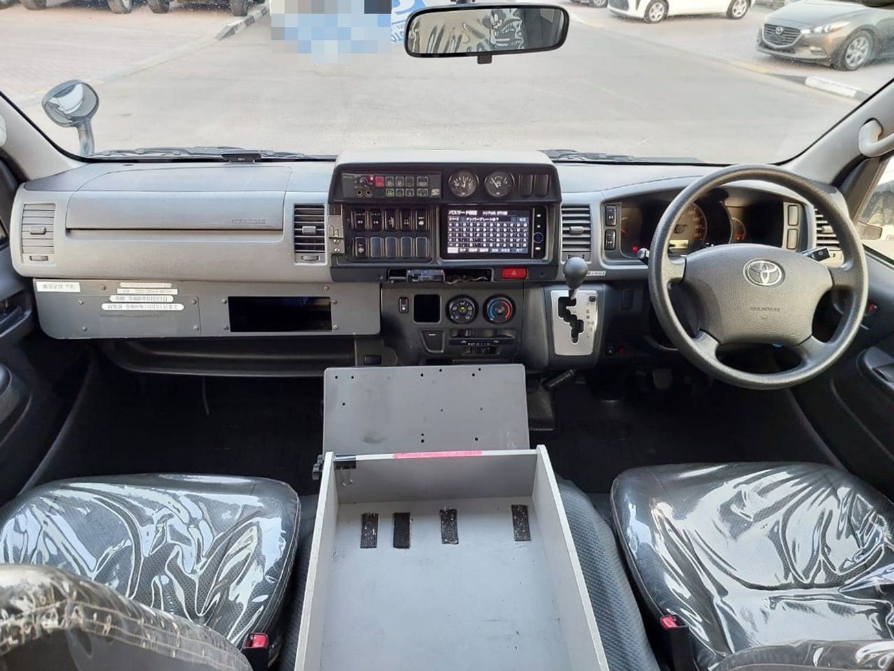 Toyota Hiace TOYOTA HIACE VAN AMBULANCE RHD 2012 MODEL 2.7 L PETROL AUTOMATIC(PM11200)