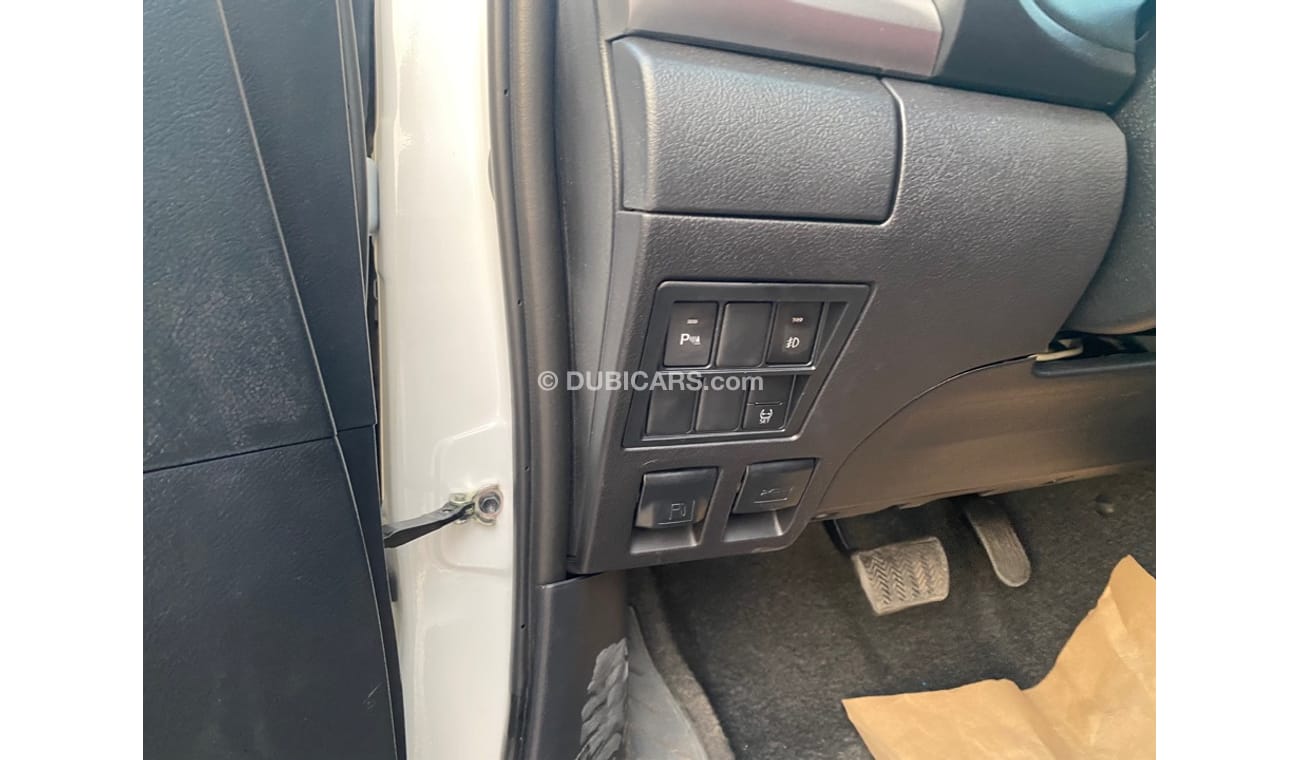 تويوتا هيلوكس 2022 2.4L DSL 4X4 FULL OPTIONS FOR EXPORT ONLY