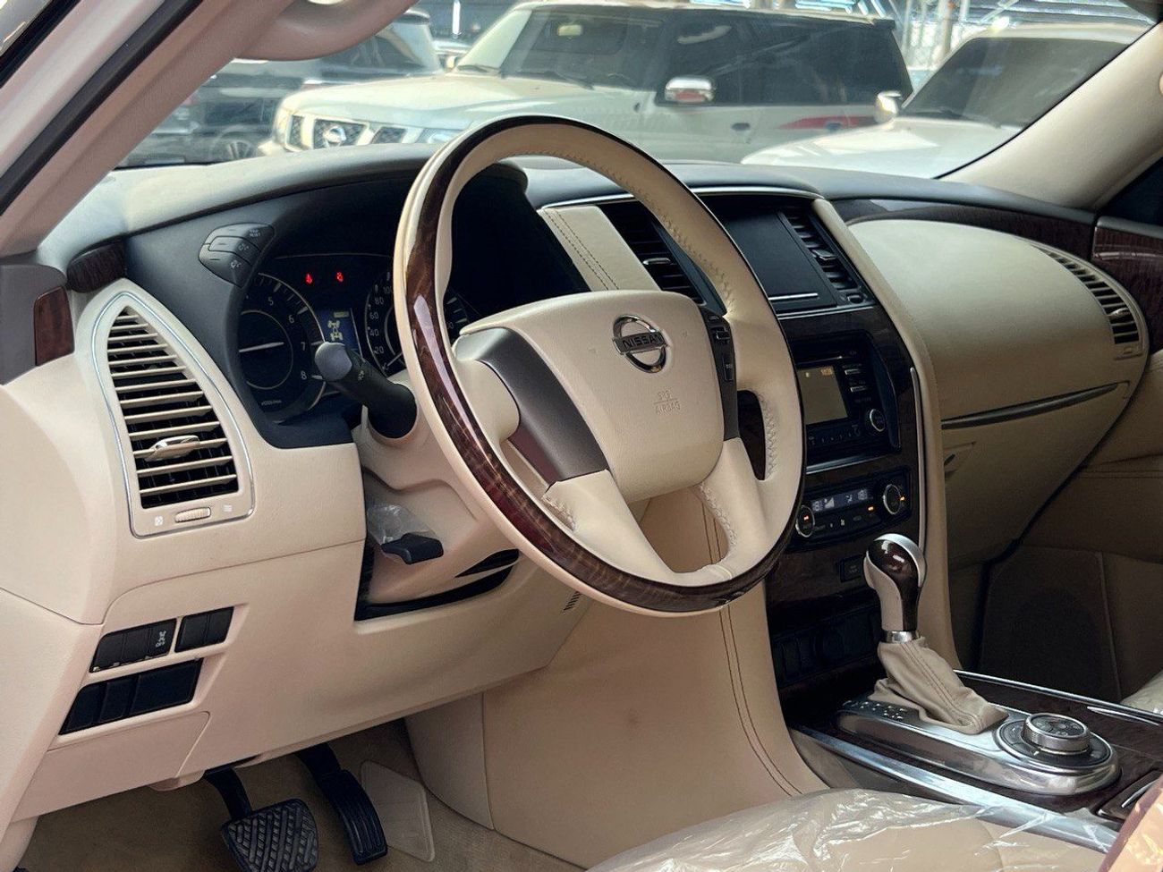 نيسان باترول SE T1