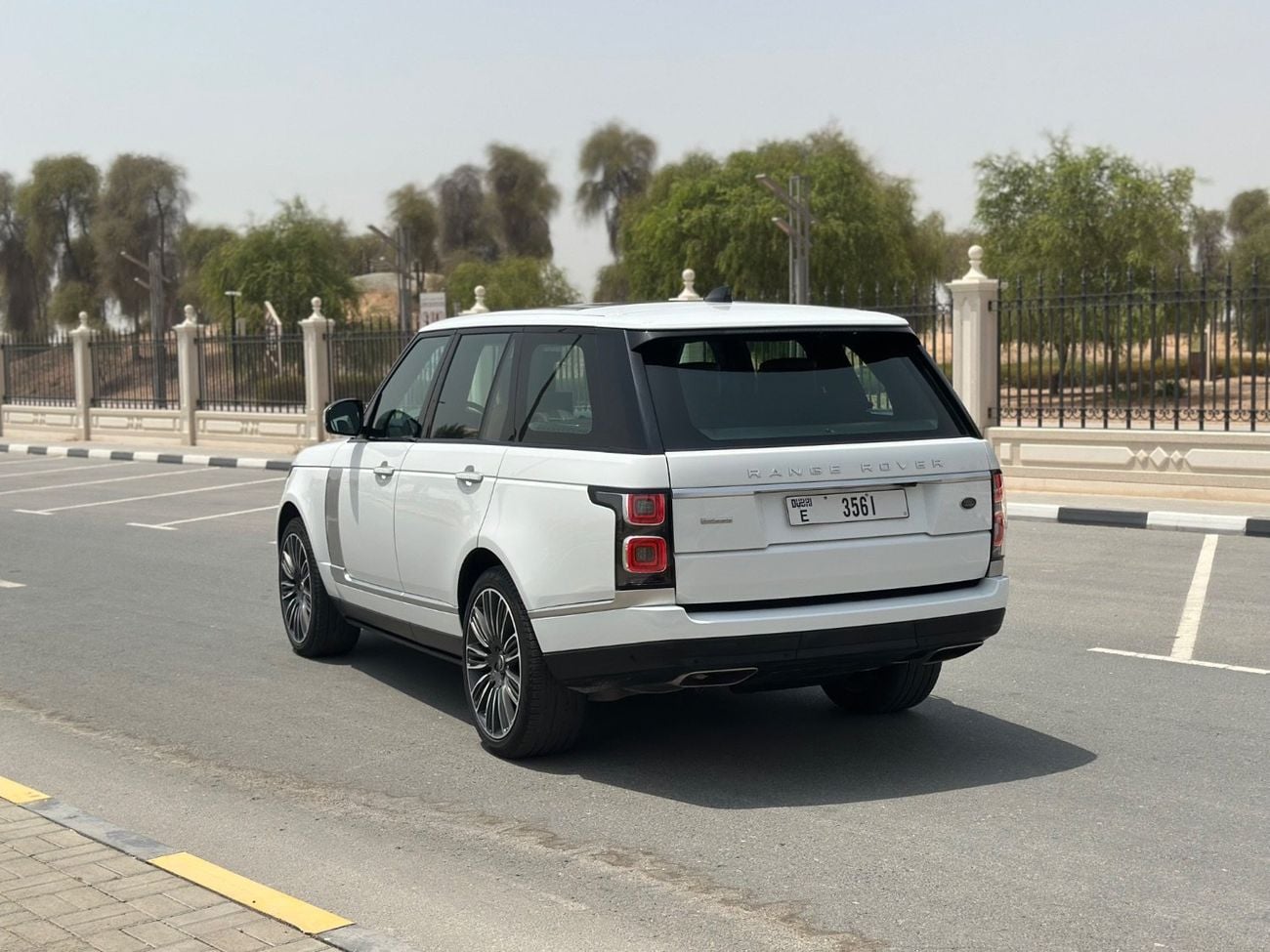 Land Rover Range Rover AUTOBIOGRAPHY