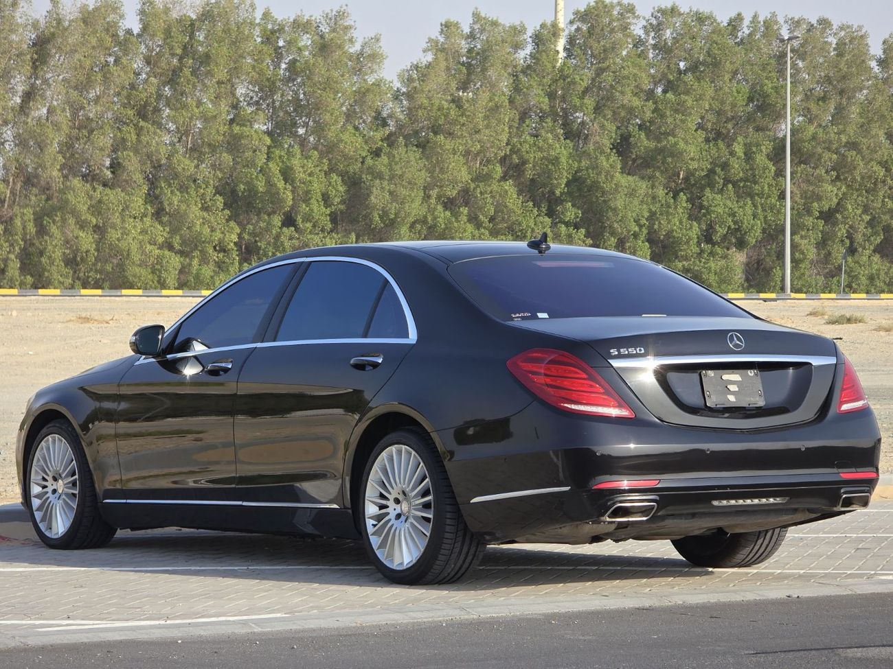 مرسيدس بنز S 550 MERCEDES S-550 2015 JAPAN // ORGINAL PAINT // GOOD CONDITION // ACCIDENT FREE