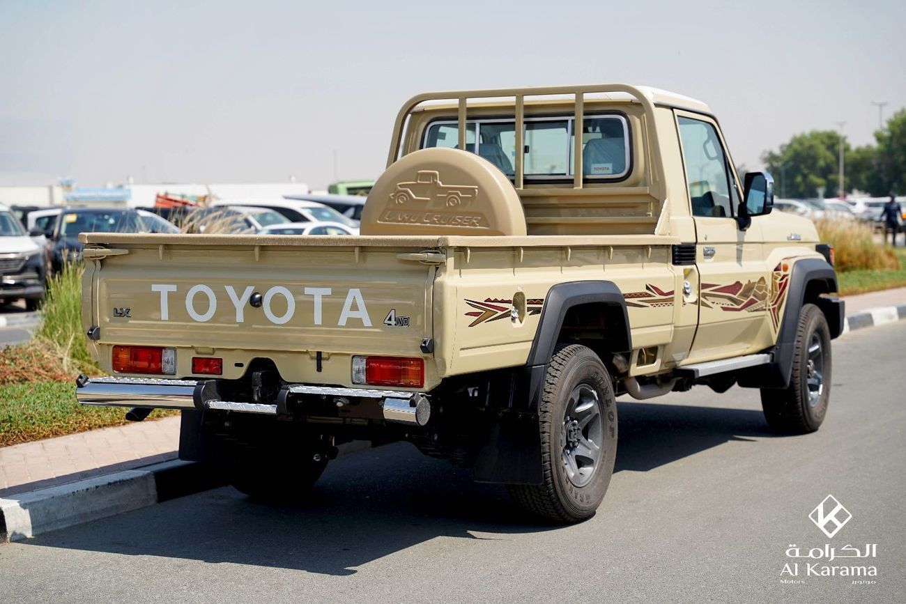 Toyota Land Cruiser Pick Up Toyota Land Cruiser Pick Up | 2.8L | LX Diesel | Rear camera | Diff Lock | Cruise Control | GCC | 20