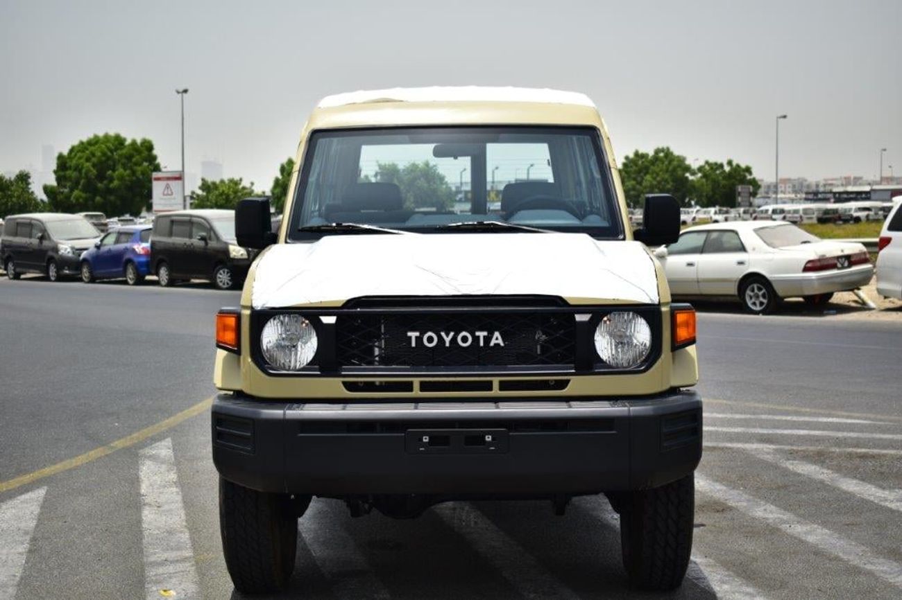 تويوتا لاند كروزر 70 2025 MODEL TOYOTA LAND CRUISER 78 HARDTOP V6 4.0L 4WD 9-SEATER AUTOMATIC