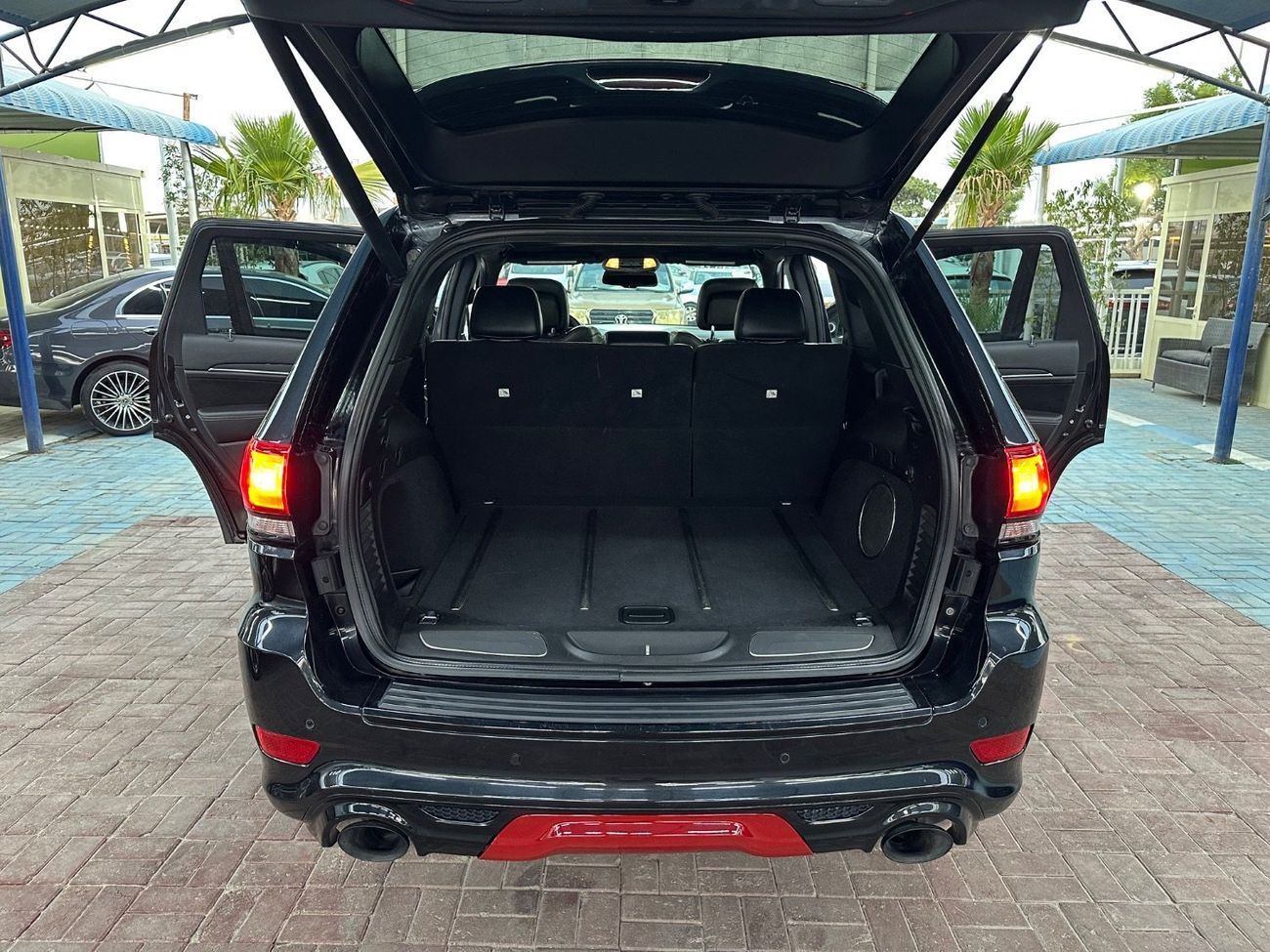 Jeep Grand Cherokee SRT8 6.4L