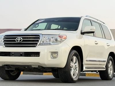 Toyota Land Cruiser GXR original paint, no repainting