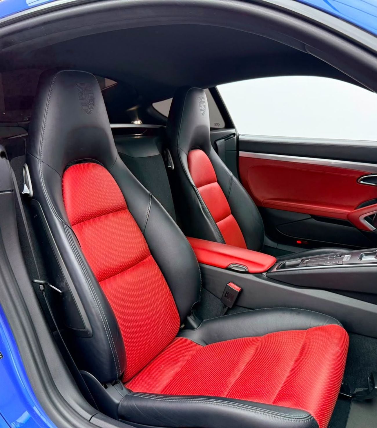 Porsche Cayman STANDARD 2015 Porsche Cayman, Full Porsche Service History, Fully Loaded, Excellent Condition, GCC
