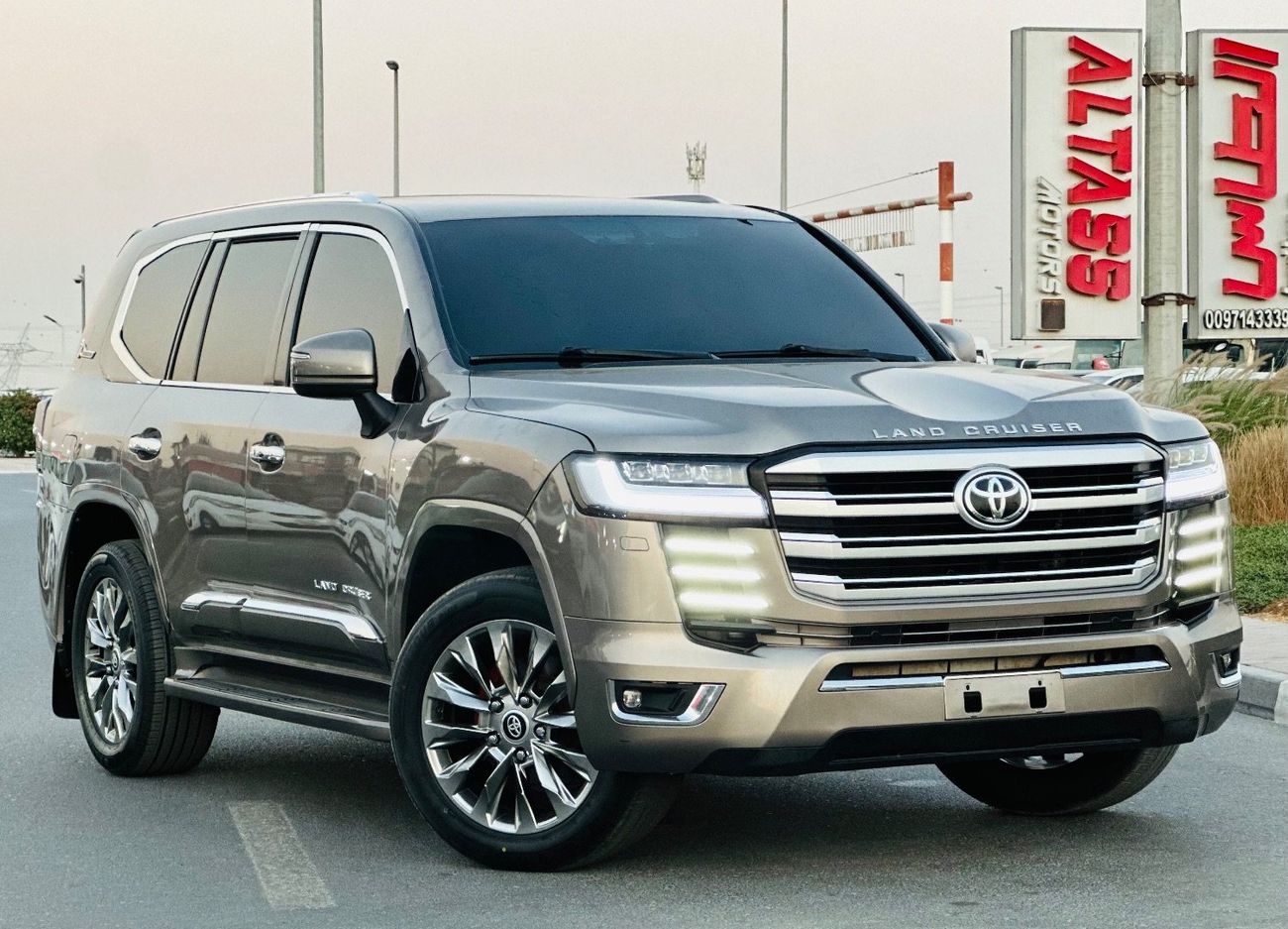 Toyota Land Cruiser GXR 4.0L (271 HP) 4WD
