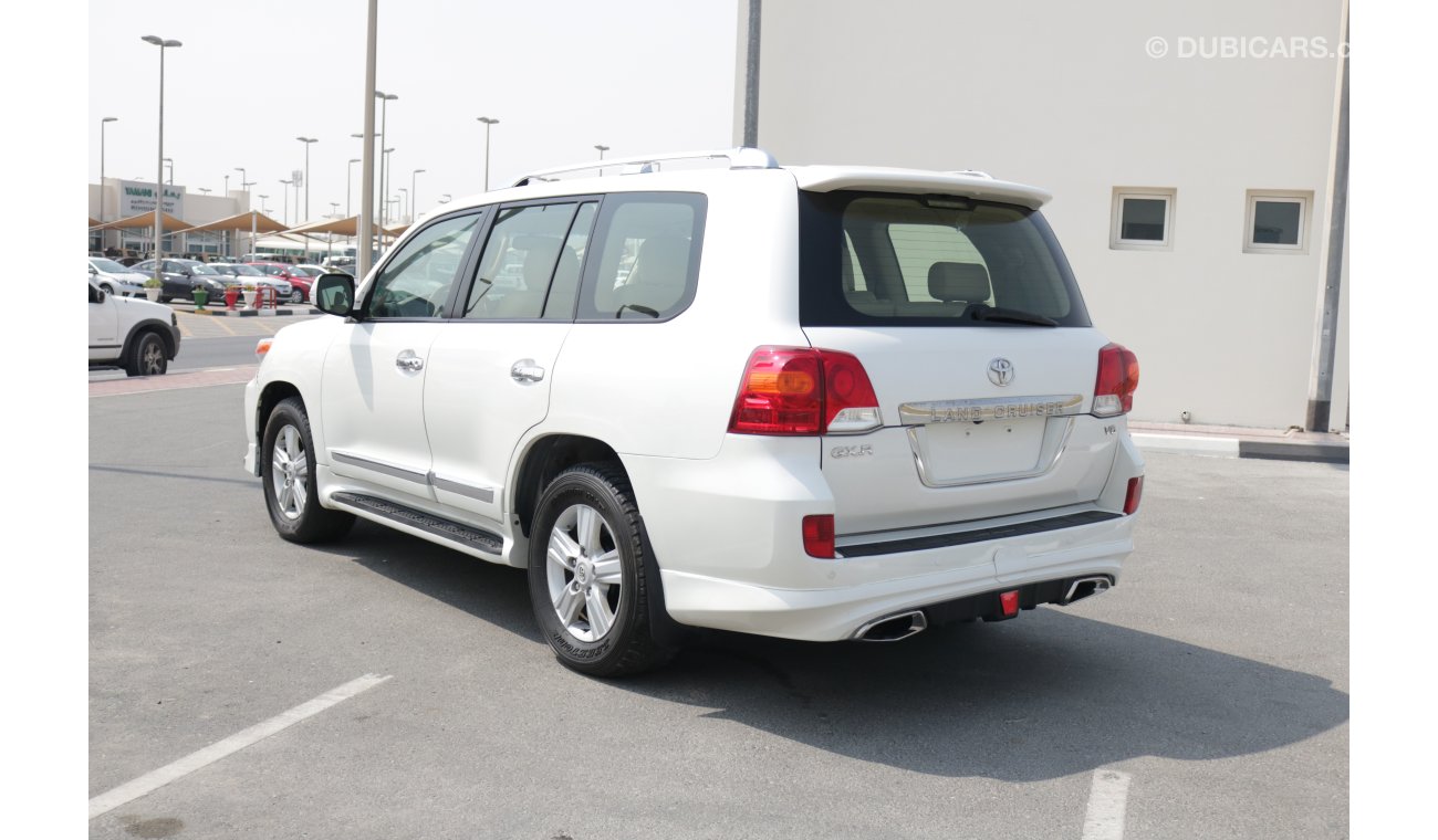 Toyota Land Cruiser GXR V6 SUV WITH GCC SPEC