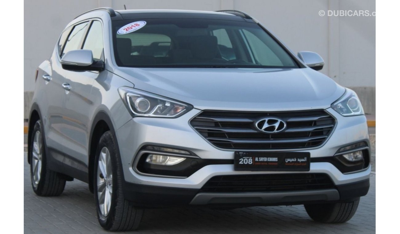 Hyundai Santa Fe Hyundai Santa Fe 2018 GCC Forwell Panorama in excellent condition