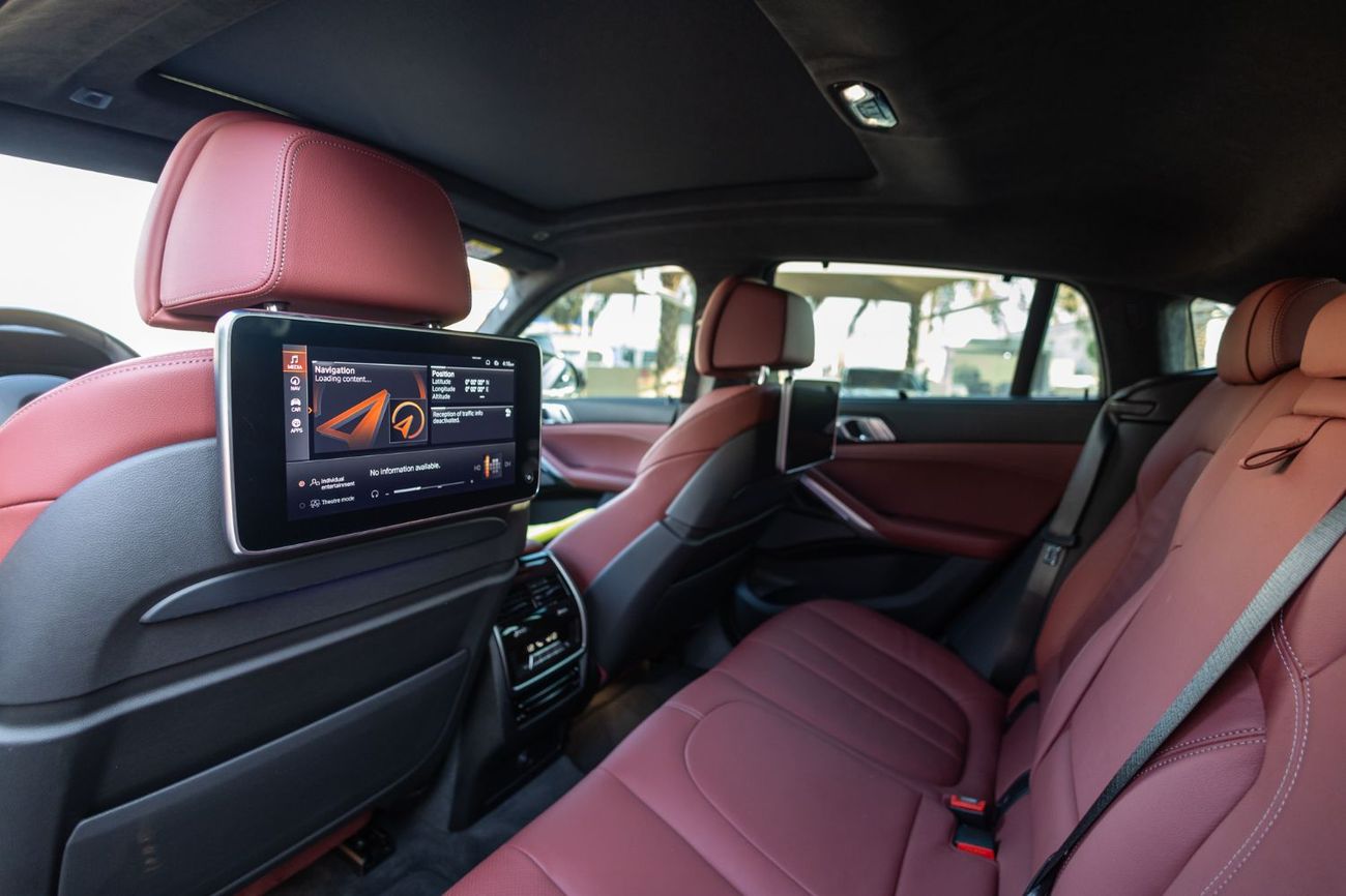 بي أم دبليو X6 M50i 4.4L