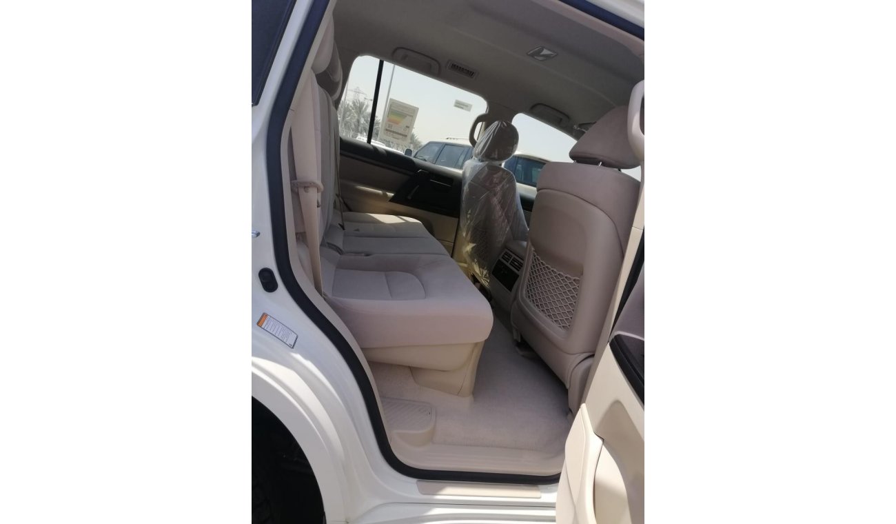 Toyota Land Cruiser with electric seats