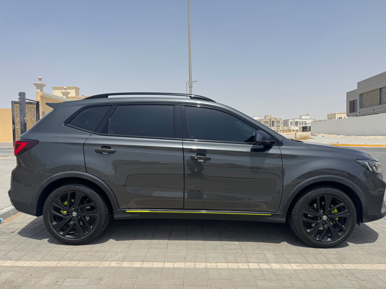 أم جي RX5 Lux 1.5L T