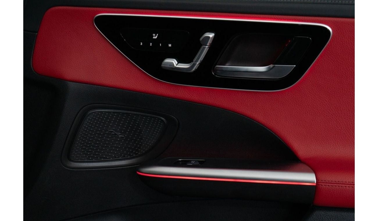 Mercedes-Benz C 200 Premium 2.0L Premium Plus / Full-Service History and Warranty