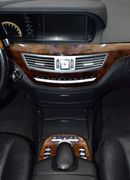 Mercedes-Benz S 550 EXCELLENT DEAL for our Mercedes Benz S550 ( 2008 Model ) in White Color Japanese Specs