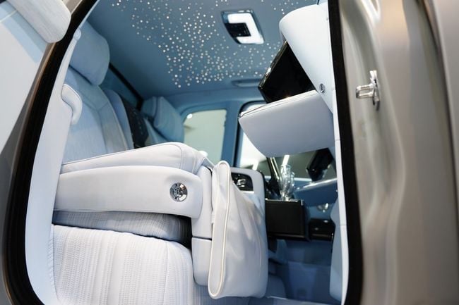 Rolls-Royce Cullinan BLACK BADGE, миниатюра 29