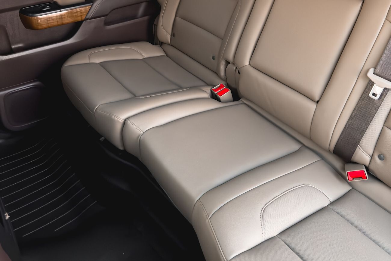 Used GMC Sierra SLT V8 6.2L Fully Loaded GCC Excellent Condition Under