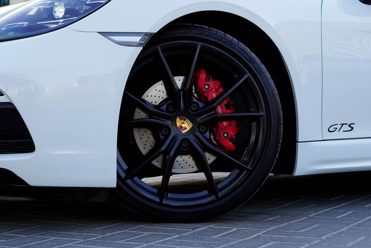 Porsche 718 Boxster Porsche 718 Boxster GTS Convertible 2018 GCC under Warranty with Flexible Down-Payment/ Flood Free.