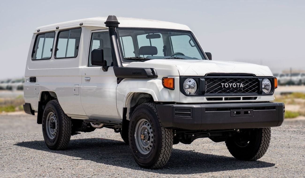 تويوتا لاند كروزر 70 LC 78 HARDTOP 2.8L AT