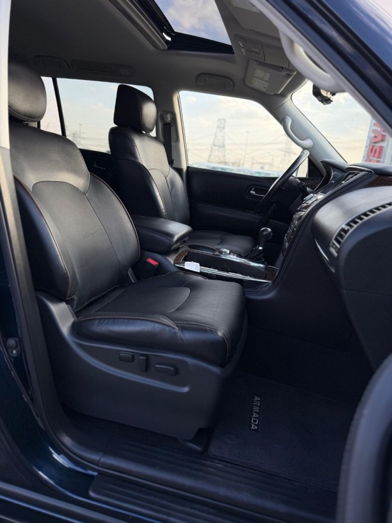 نيسان أرمادا Nissan Armada 4WD Platinum Full Option