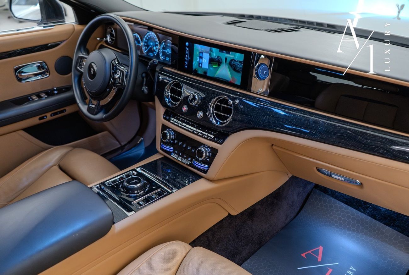 Rolls-Royce Ghost 2021 Rolls Royce Ghost Silver Badge, Comes With Warranty  Service Contract, Fully Loaded, GCC Spec