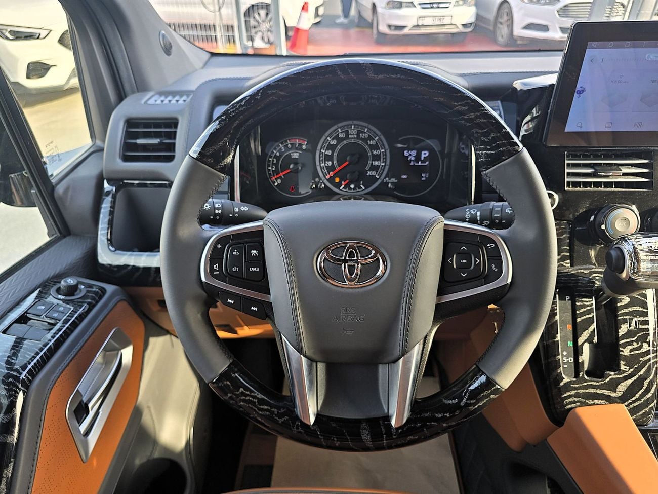 Toyota Hiace High Roof Van 3.5L TOYOTA HIACE High Roof (kmuller) special edition 3.5L Van RWD 5Doors black color