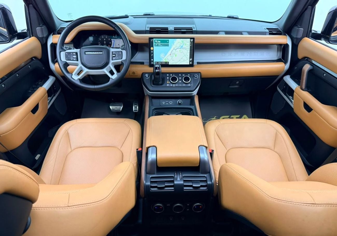 Land Rover Defender 2024 Land Rover Defender 110 HSE P400, 2029 LR Warranty + Service Pack, Full LR Service History, GCC