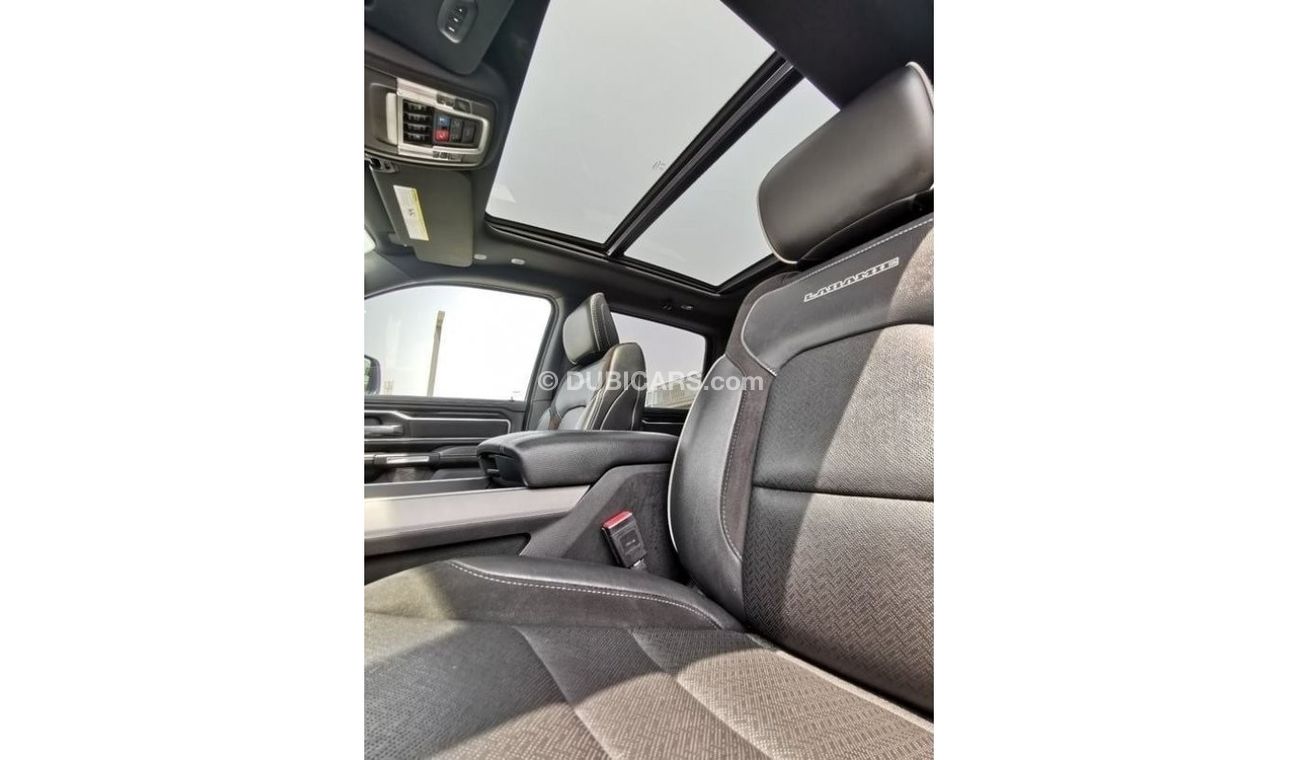 RAM 1500 Dodge RAM Laramie - 2021 - White