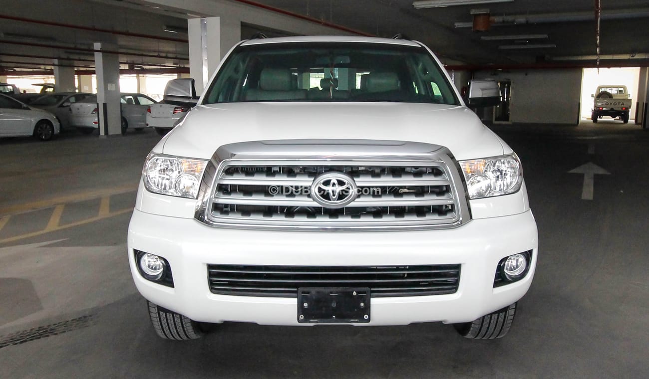 Used Toyota Sequoia 4X4 2011 for sale in Dubai 64649