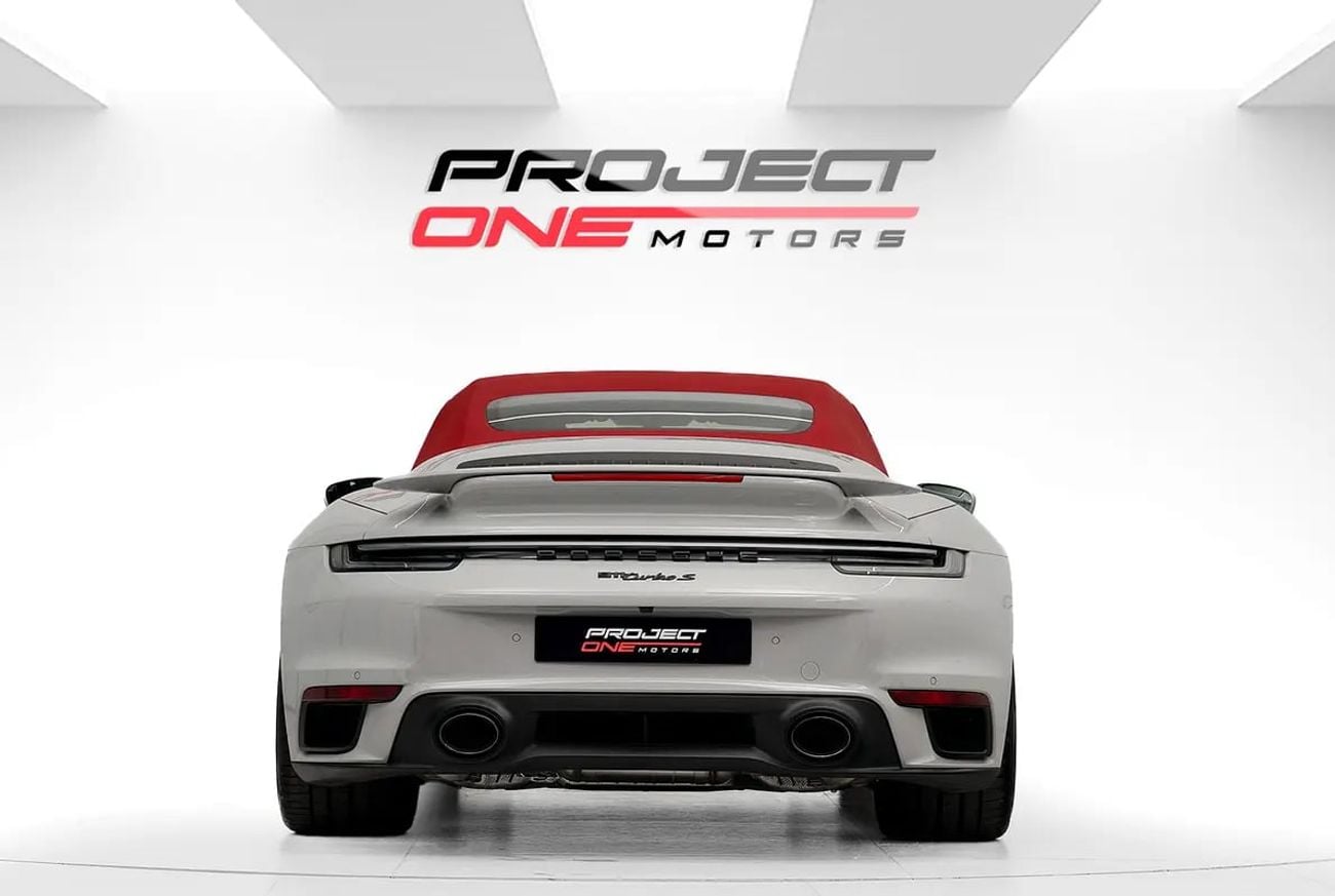 Porsche 911 Turbo S 3.8L (530 HP) Convertible 911 Turbo S Cabriolet Nardo Grey | km