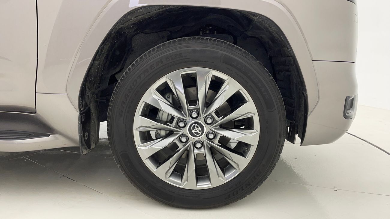 Toyota Land Cruiser GXR 3.5 | Zero Down Payment | Free Home Test Drive