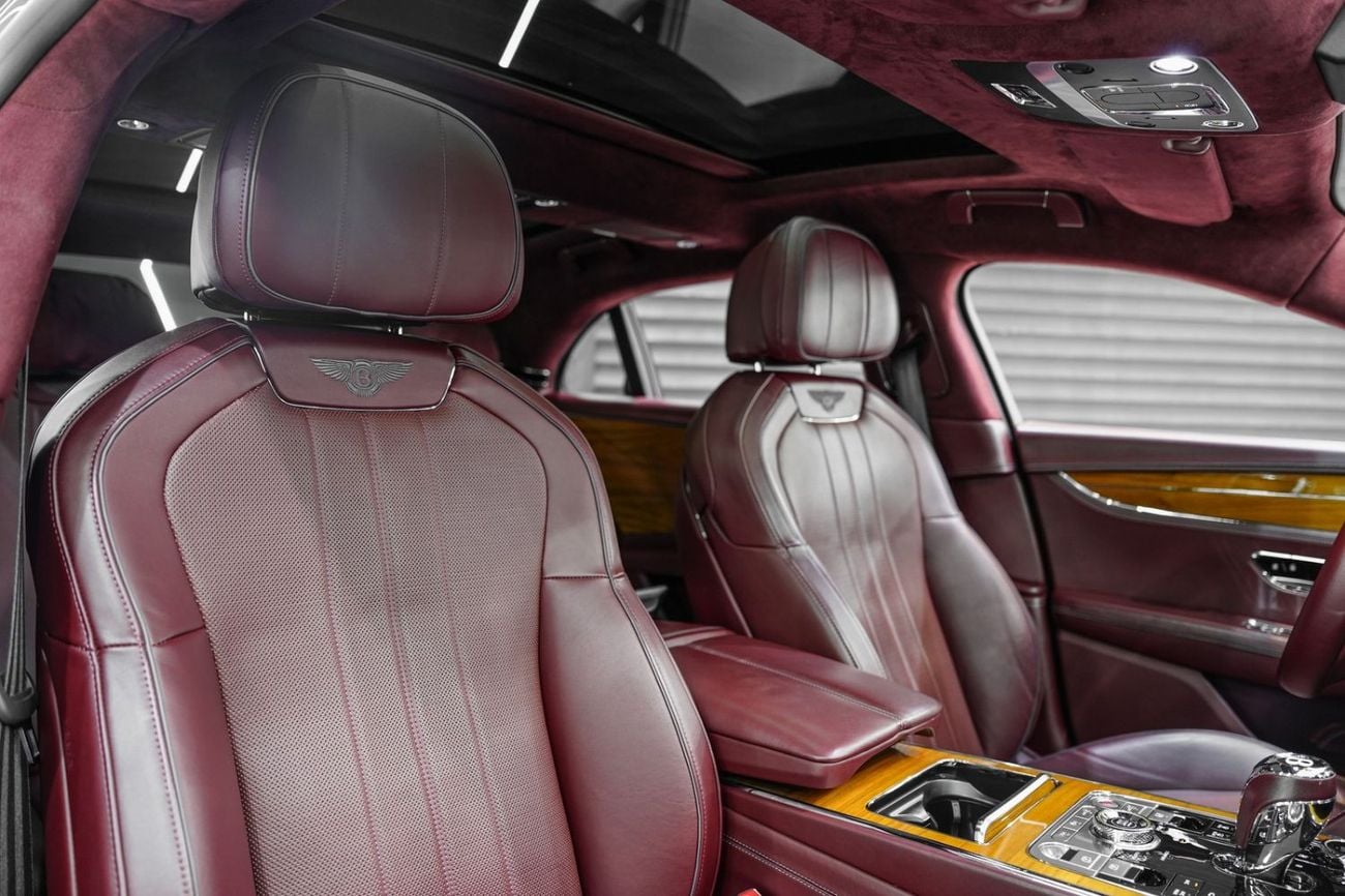 بنتلي فلاينج سبور V8 2021 Bentley Continental Flying Spur V8, Touring Specification, Picnic Tables, GCC Spec!!