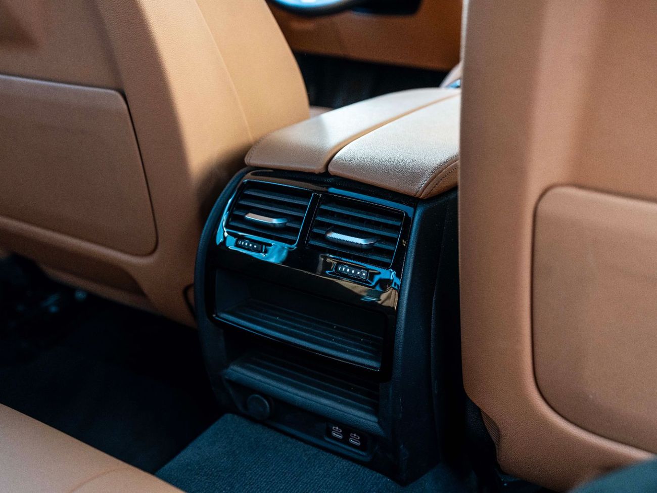 بي أم دبليو 520i M Sport Comfort 2.0L