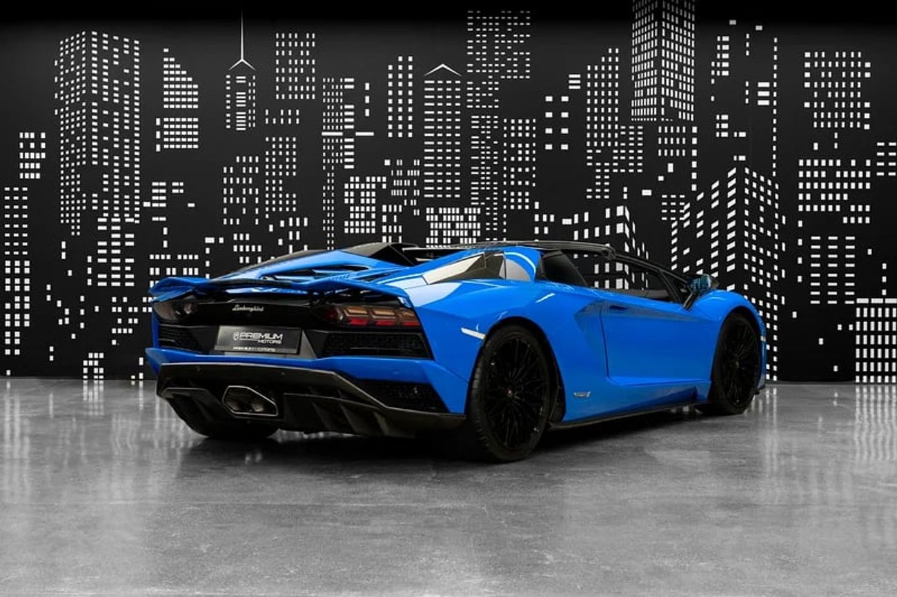 Lamborghini Aventador 6.5L V12